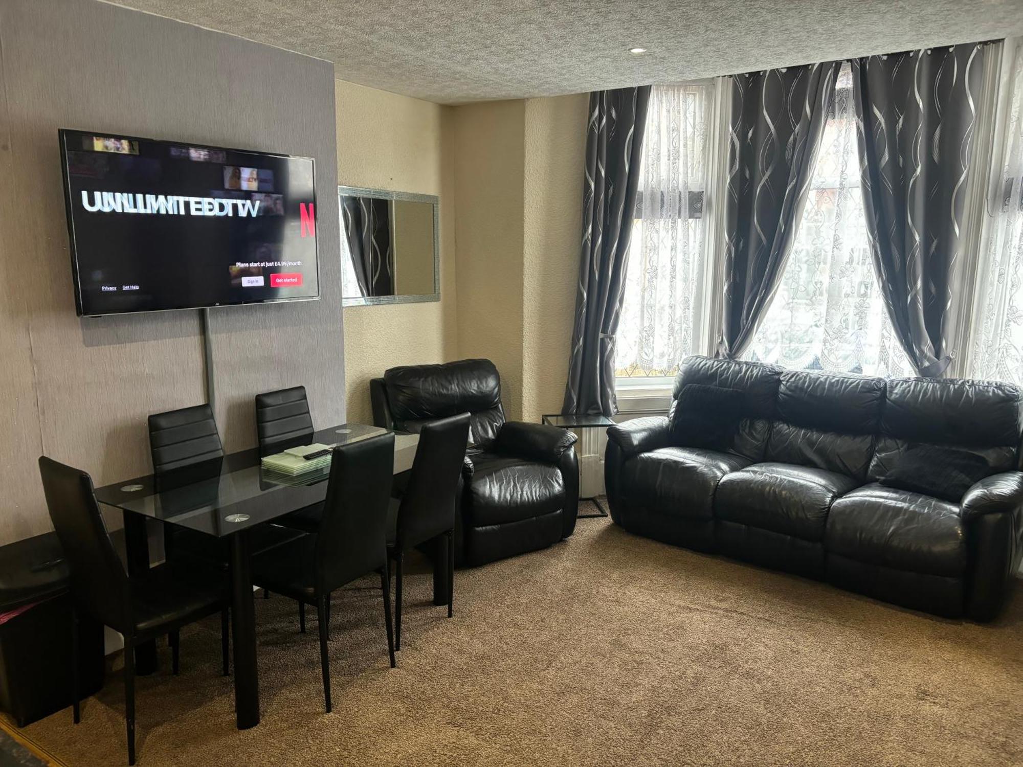 Phillips Apartments ブラックプール エクステリア 写真